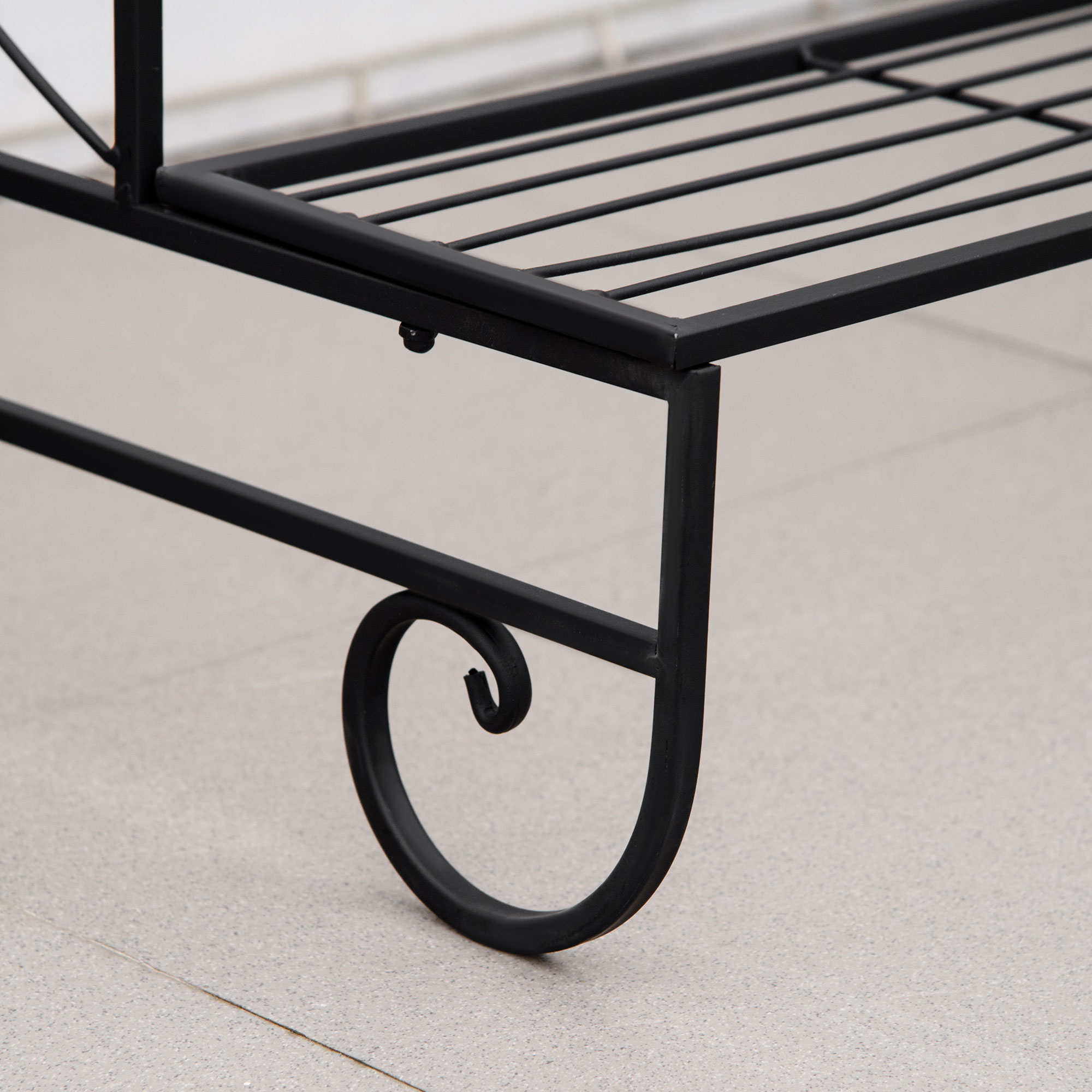 Blumenständer Blumenregal aus Metall 3 Stufen Pflanzenregal Blumentreppe  für innen und außen Garten Balkon Schwarz 95 x 63 x 72 cm