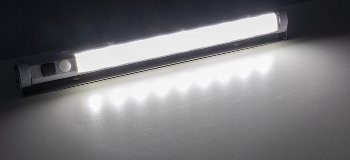 LED Unterbauleuchte mit Bewegungsmelder, Batteriebet., 9 SMD LEDs, 80lm, weiß