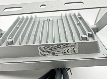 LED-Fluter SlimLine "CTF-SLT 50" silber, 50W, 5220lm, 4000K, neutralweiß, IP44