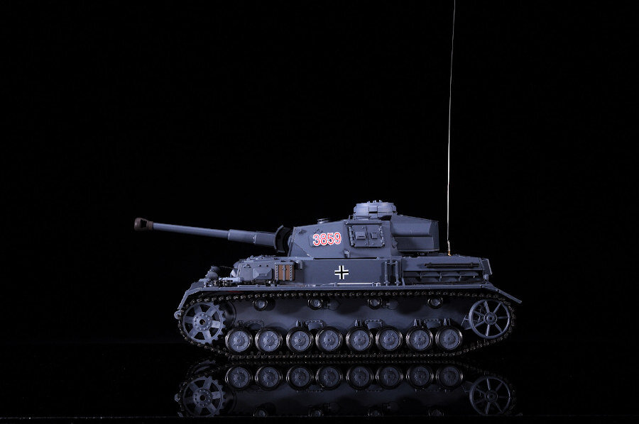 RC Panzer "Kampfwagen IV Ausf.F-2" Metallgetriebe & Metallketten PRO