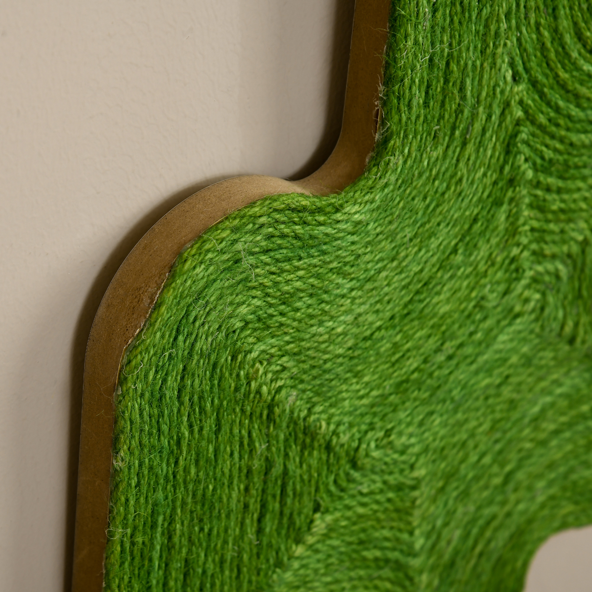 2er-Set Kratzbäume Kratzstämme, Kakteen-Design zur Befestigung an der Wand, 30 cm x 60 cm, Eiche+Weiß+Grün