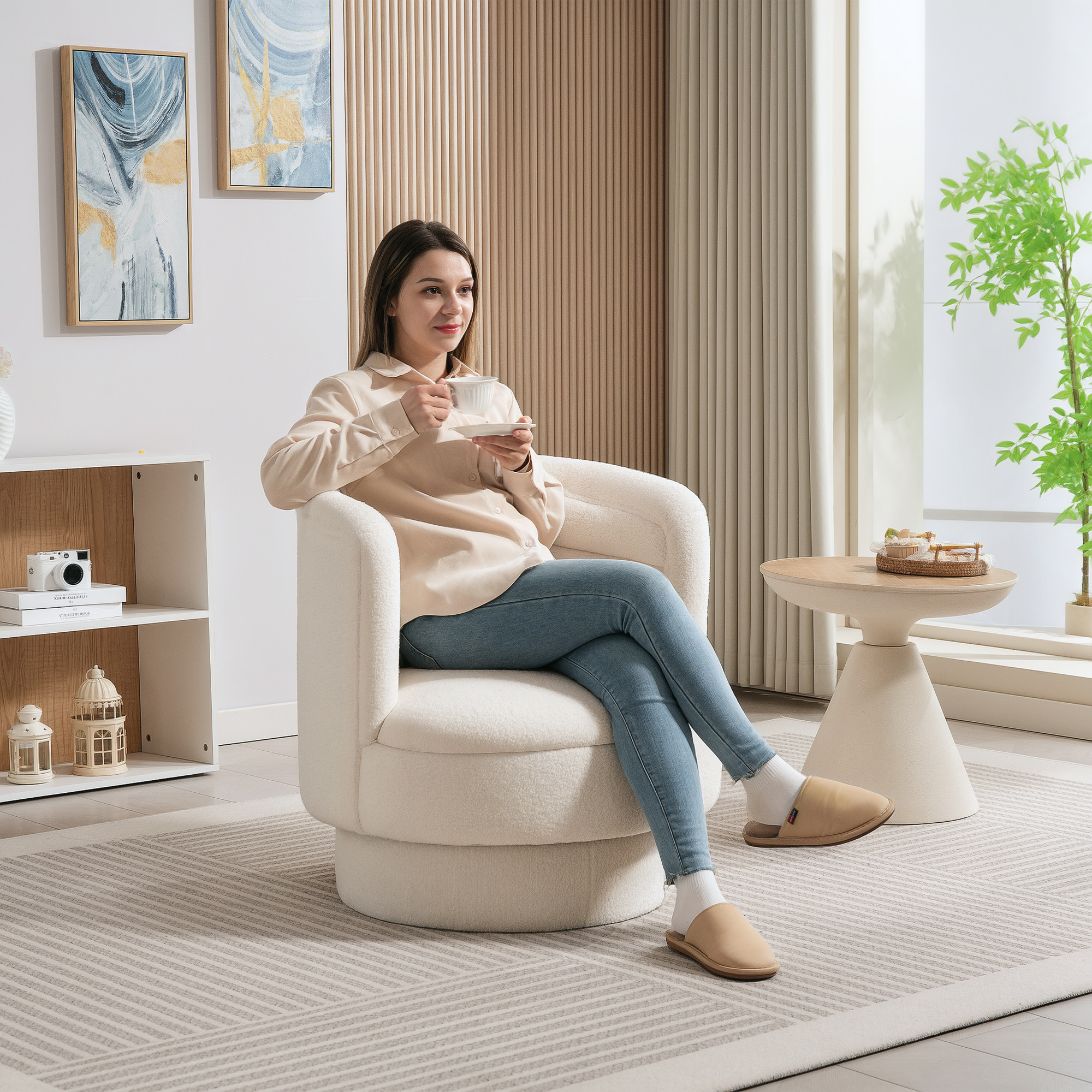 Drehbarer Polstersessel, Moderner Lounge-Sessel mit Kautschukholzrahmen, für Wohnzimmer, Schlafzimmer, Cremeweiß