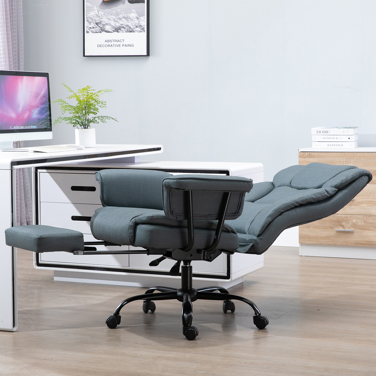 Bürostuhl Ergonomischer Chefsessel 360° Drehbar Computerstuhl höhenverstellbar mit Kopfstütze und gepolsterte Armlehnen mit Fußstütze Kunstleder 68 x 80 x 120-126 cm